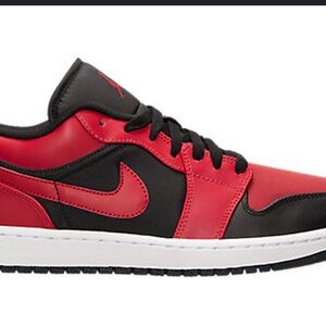 Nike Jordan 1 Retro Low
Black Gym Red